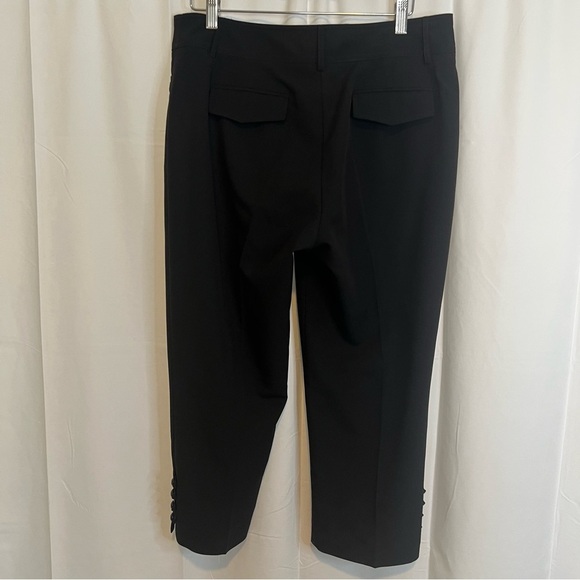 Women's DRESS BARN black w/buttons, capri/cropped pants slacks, size 10 - Picture 6 of 8